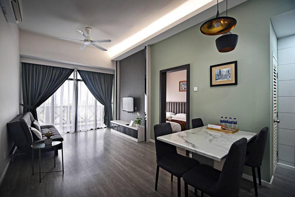 Instay Costa Mahkota With Seaview Malacca Extérieur photo