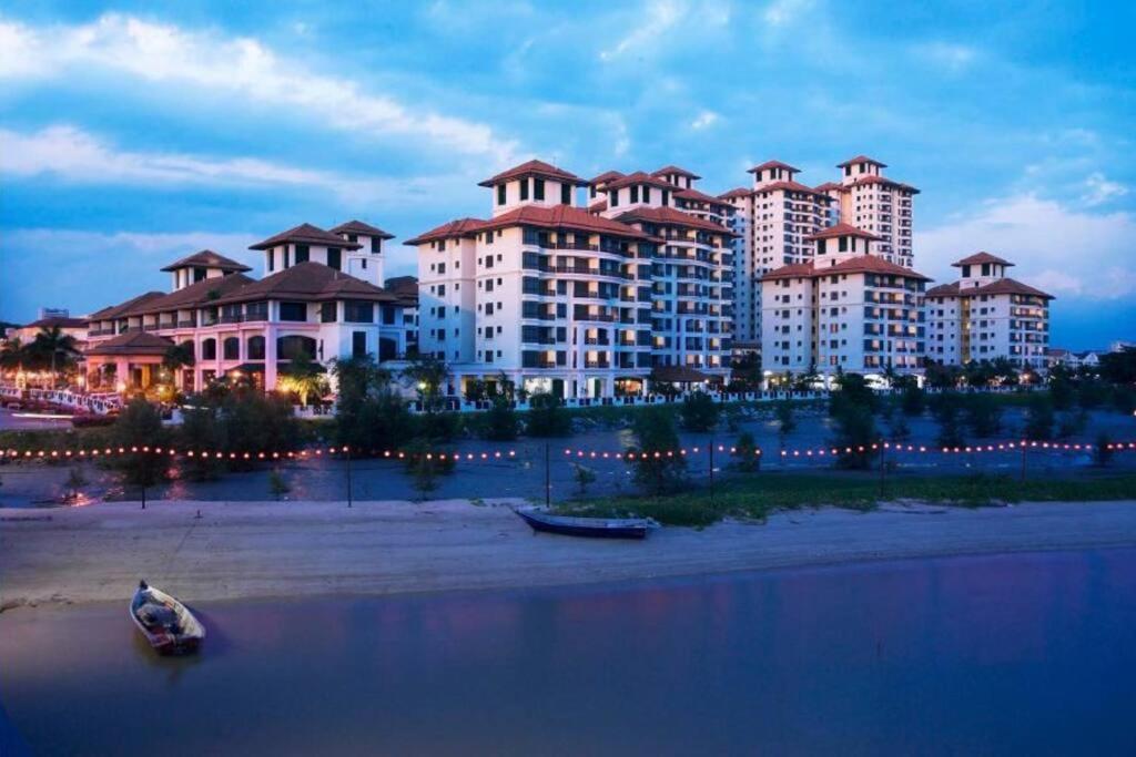 Instay Costa Mahkota With Seaview Malacca Extérieur photo